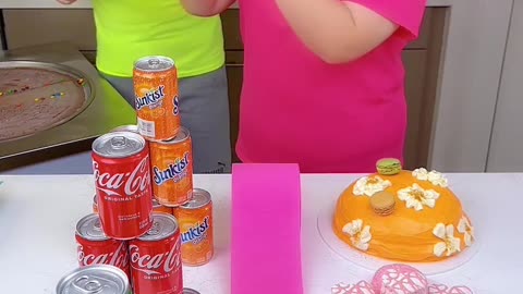 Ice cream challenge! 🍨 soda vs cake