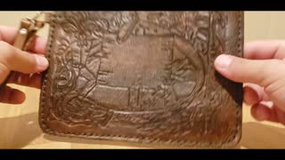 CARVING A LEATHER BAG!!