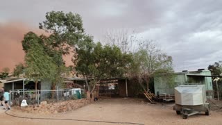 Enormous Dust Storm Rolls In