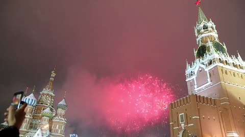 Rusia le dio la bienvenida al año 2019 con pólvora