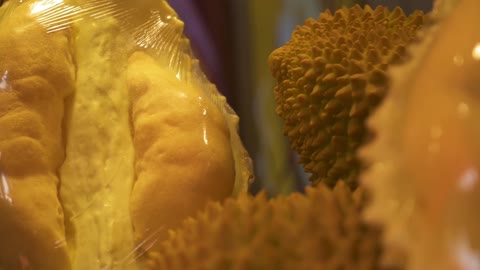 Durian, all looks good