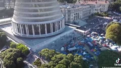 New Zealand Freedom Camp BLOCKING the Governmental buildings