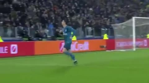 Cristiano Ronaldo || crazy bicycle kick