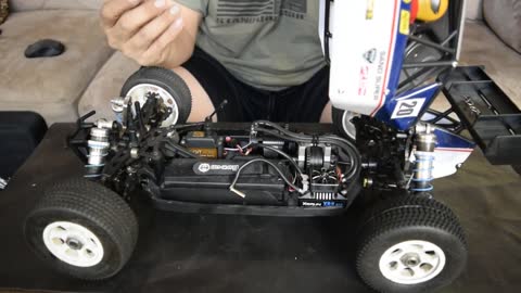 Kyosho MP9 Tki4 buggy 1/8 off road