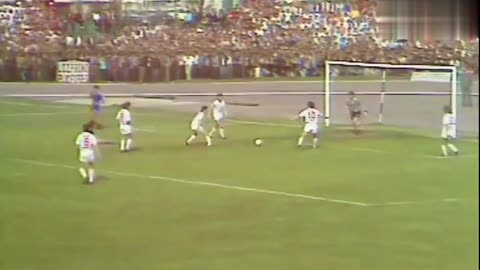 1985-1986 Rom. Cup U Craiova - Dinamo Bucuresti 2-2, 2-4 after Penalties