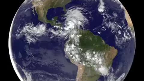 Satelliten Sees Global View of Sandy's Life to Landfall