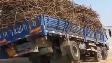 How to unload a truck with metal quickly