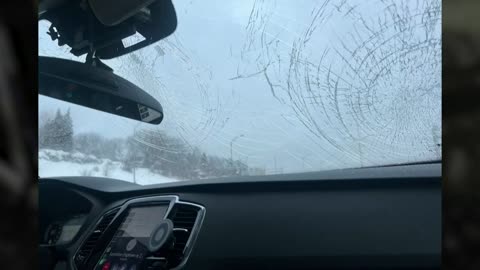 Piece of concrete crashes onto couple’s windshield in Montreal | Driving dangers