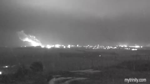 Live-stream footage said to show explosions in Mariupol, Ukraine