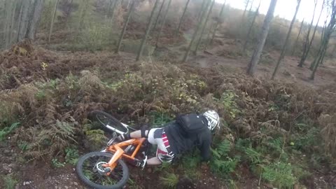 Stile cop ( cannock chase) dh mtb ridge run fail!