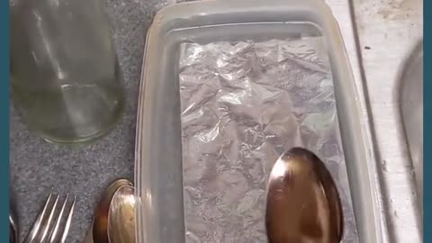 Revive your silverware in an instant with just hot water, baking soda, salt, and aluminum foil.