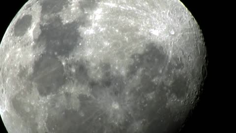 Moon rising with Nikon coolpix P900