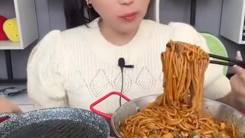 Eating challenge (5 meats 9 dimsums 3lb pasta)