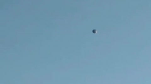 MASSIVE CIRCLE BALL SHAPED UFO CHARIOT OF GOD ANGELS HOVERING IN THE SKY🕎Isaiah 13:3 “MIGHTY ONES”