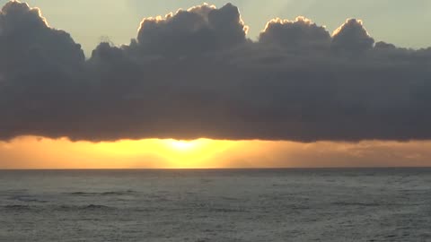 Honolulu, HI — Halona Blowhole Lookout - Sunrise