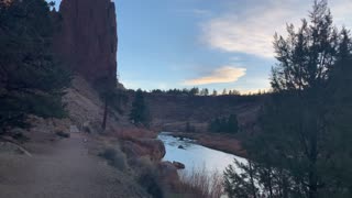 Central Oregon – Smith Rock State Park – Hiking the River Trail Just Before Sunrise – 4K