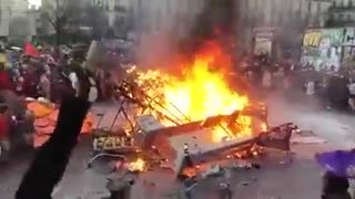 Beginnings of a mad max take over in France? Day 4 of Macron's Paris protest ban is going great!