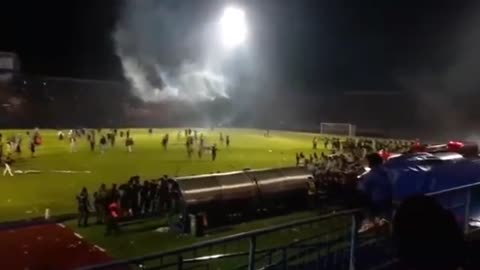Detik detik kerusuhan sepak bola