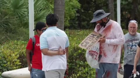 Homeless Man Asking Strangers For Money, Then Giving Back 100x.