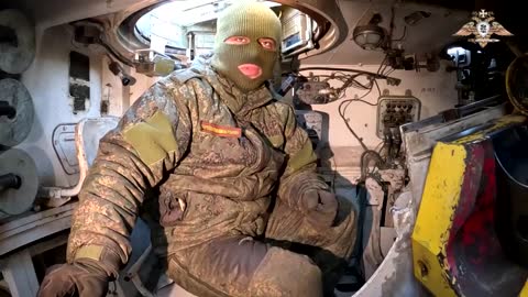 ‼️🇷🇺⚡️Артиллеристы 1 Славянской бригады РФ поддерживают пехоту огнём из САУ "Гвоздика"