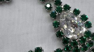 Rhodium Plated Emerald Green Color Necklace. Made with Swarovski Crystal. Gift