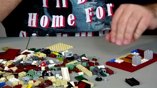 Unboxing Lego 40410 Charles Dickens Tribute Set