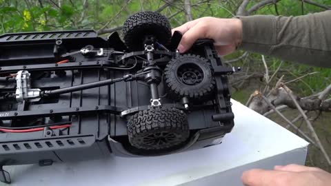 RC4WD Unboxing & RC First Run - RTR 4WD Realistic RC Truck