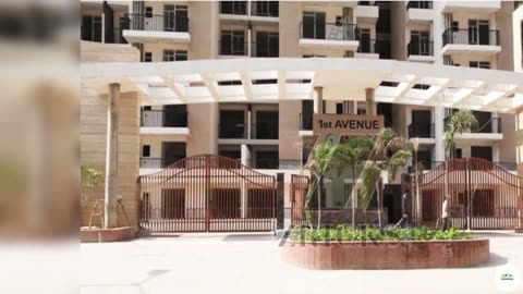 Gaur City 1st Avenue Resale Apartments Noida Extension