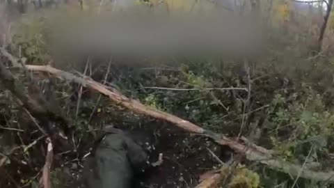18+ Ukrainian Soldiers Executing Russian Soldiers - West dont care!!!