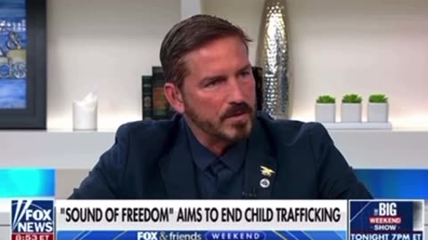 Jim Caviezel handing out red pills about child sex trafficking to the Fox News normies