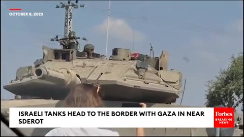 WATCH- Israeli Tanks Move To The Border With Gaza