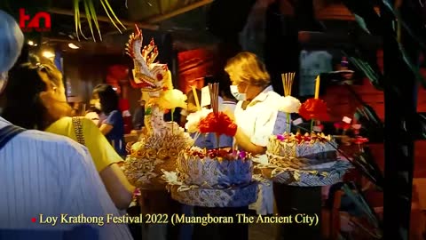 လွယ်ကထုံ (Loy Krathong) ပွဲတော်ဆိုတာ....