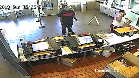 McDonalds manager throws a blender at customer for throwing food