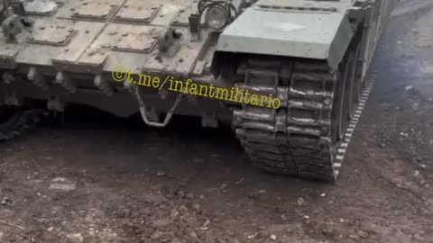 Infrequent video of the fighting compartment of the T-72B3M tank, Bakhmut area