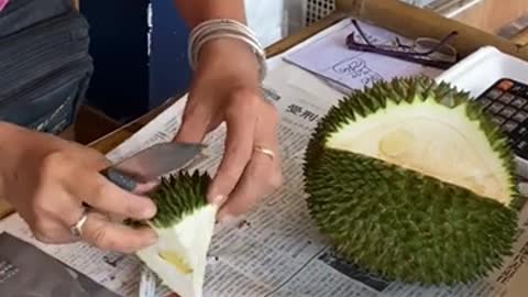 Expensive Durian Cutting _ Thai Street Food _shorts-eXbK8rpcmXU