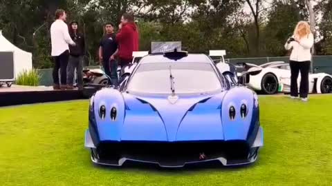 544# Pagani Huayra