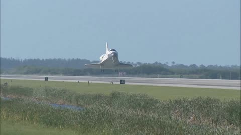 Landing of plane on earth By NASA