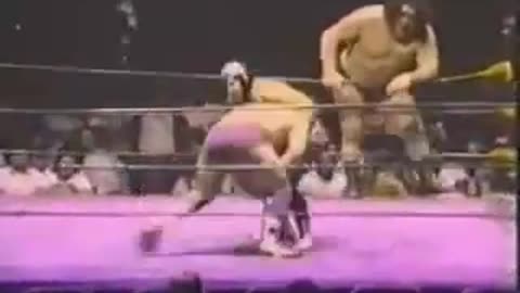 Andre the Giant, Junkyard Dog & Mil Mascaras vs The Dynamic Duo & Killer Khan