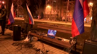 Celebrations in Donetsk streets as Putin speaks