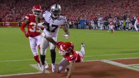 Derek Carr BEAUTIFUL deep ball to Davante Adams but Raiders miss the 2pt conversion(1)