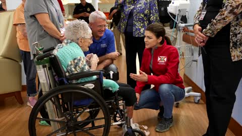 First Lady Casey DeSantis Visits Veteran Nursing Home