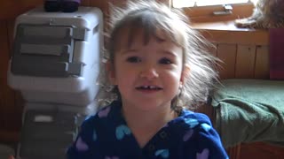 3 year old girl sings You are my sunshine