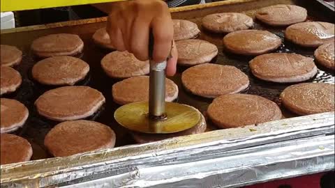 Gwangjang Market Street Food, Millet Pancake, Master of Life