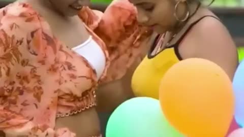 GIRLS BALOON BLAAST FUNNY VIDEO_😂😂 || FUnny Video Viral