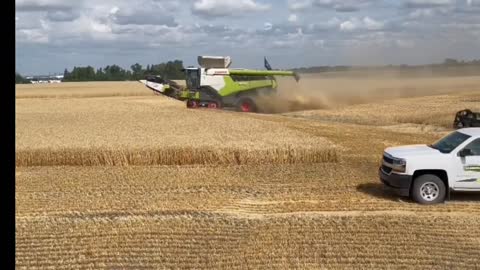 Preface: John Deere vs Claas Lexion