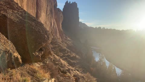 Canyon Panorama – Smith Rock State Park – Central Oregon