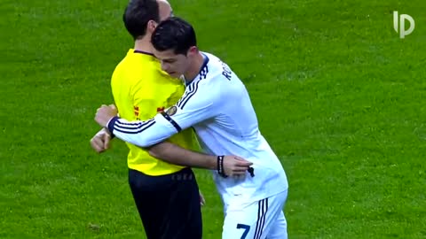 Cristiano Ronaldo vs Referees: Crazy Moments!