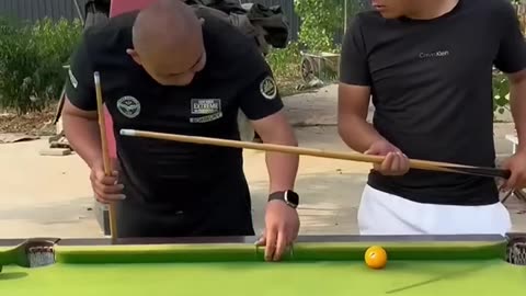 FUNNY VIDEO BILLARDS