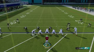 Who can get the 99 yard TD pass Waddle or Hill for the Dolphins?