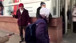 Ukrainians shelter in subway, expecting air strikes